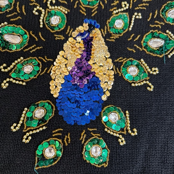 VINTAGE Victoria Harbour Black Sweater with Peacock Embroidery - Picture 2 of 8